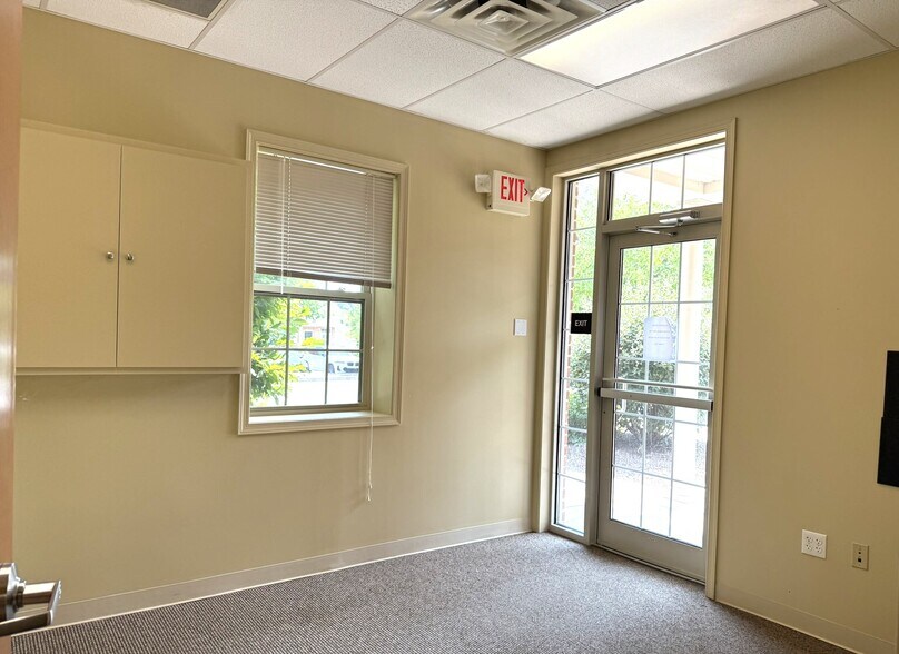 More Photos Of 300 Old Forge Ln, Kennett Square Medical For Lease
