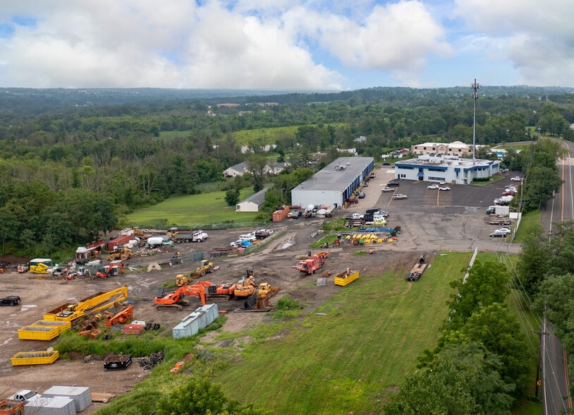 More Photos Of 4095 Ferry Rd, Doylestown Warehouse For Lease