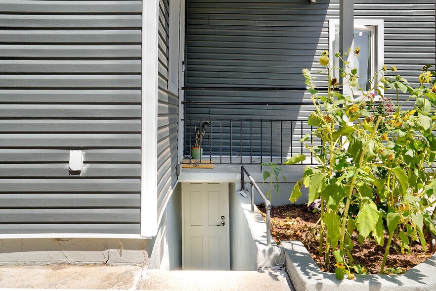 More Photos Of 701 Galapago St, Denver Apartments For Sale