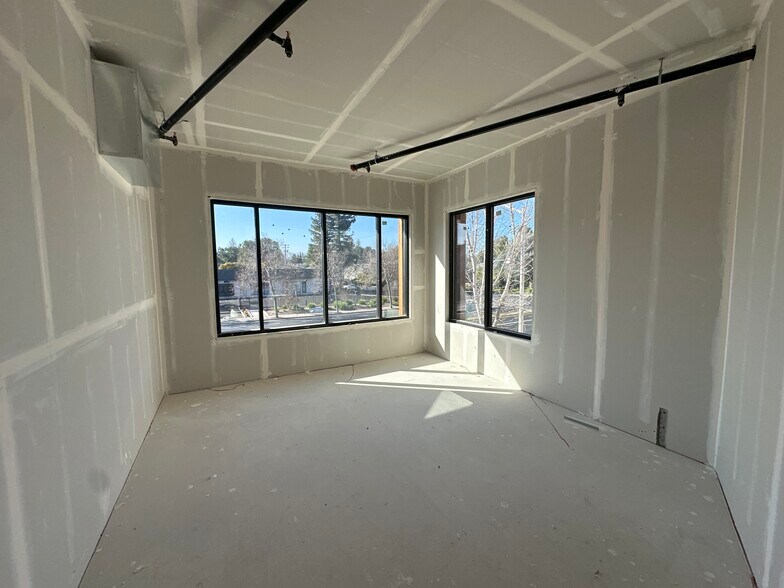 More Photos Of 4115 El Camino Real, Palo Alto Storefront Retail Office For Sale