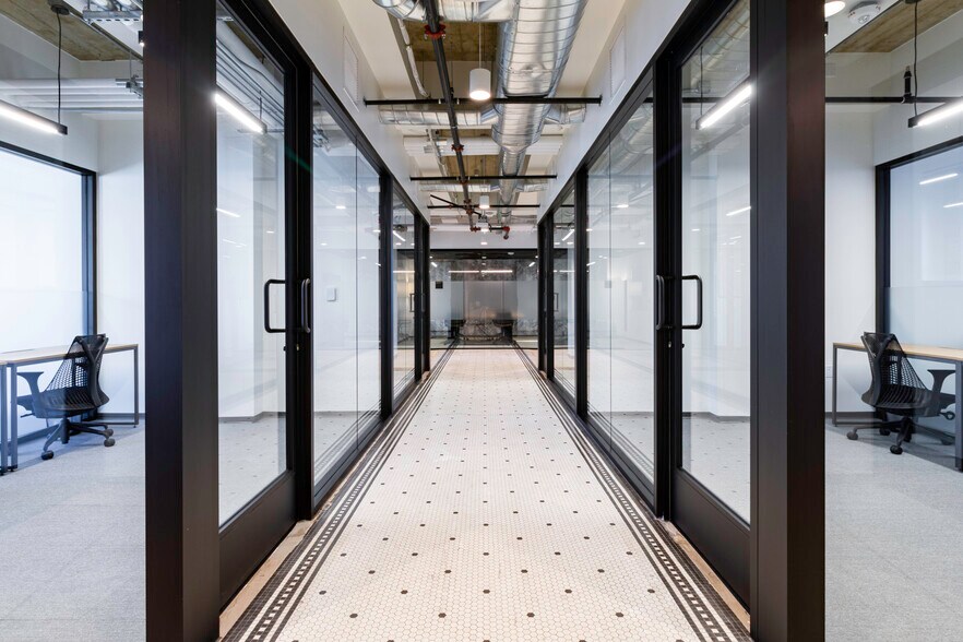 More Photos Of 136 S Main St, Salt Lake City Office For Lease