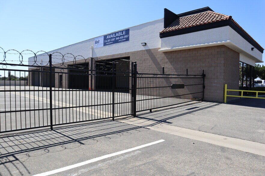 More Photos Of 110 Washburn Cir, Corona Unknown For Lease