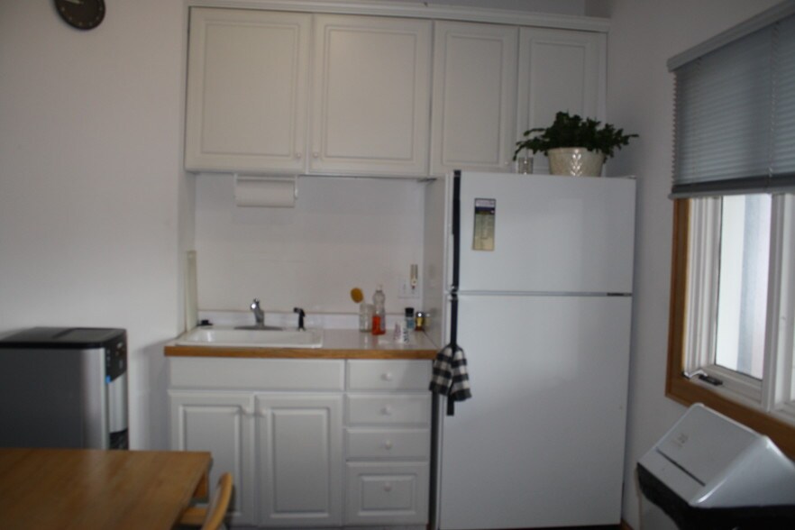 More Photos Of 6110 N Port Washington Rd, Milwaukee Office For Lease