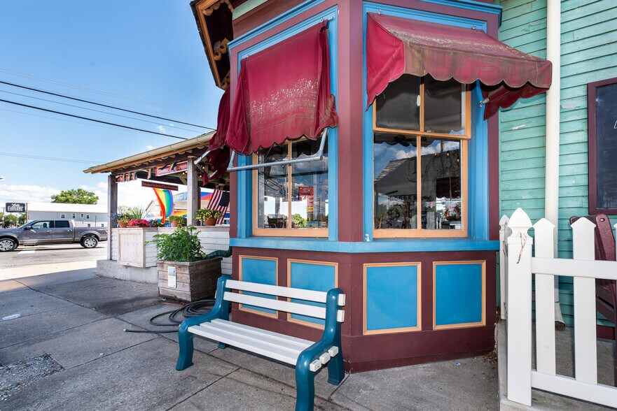 More Photos Of 55 Chestnut St, Elmer Convenience Store For Sale