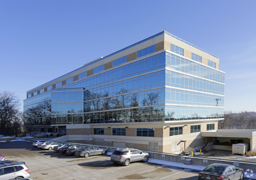 Primary Photo Of 10050 Crosstown Cir, Eden Prairie Office For Lease