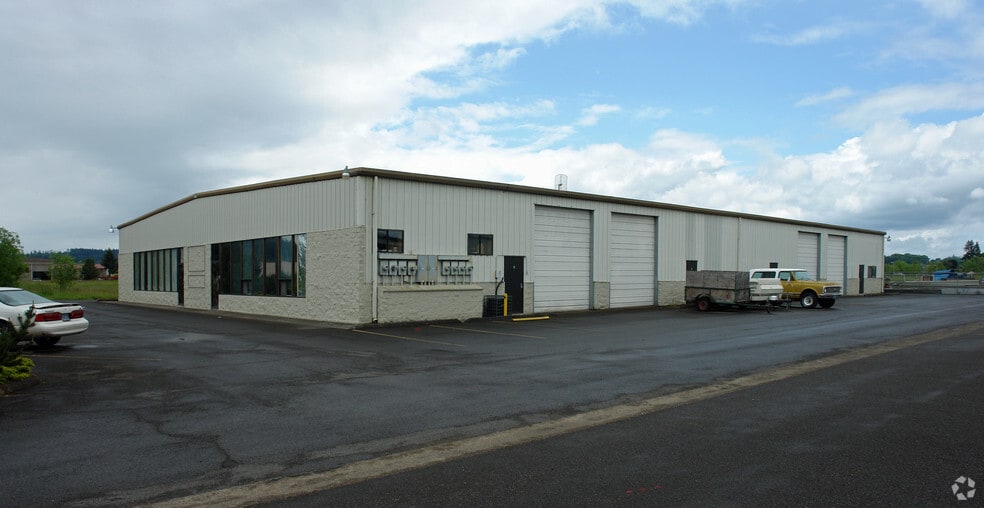 More Photos Of 750 Commercial St, Eugene Warehouse For Lease