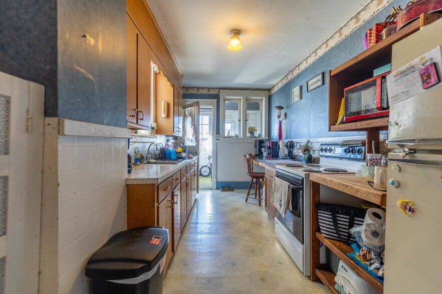 More Photos Of 232 N Main St, Mercersburg Storefront Retail Residential For Sale