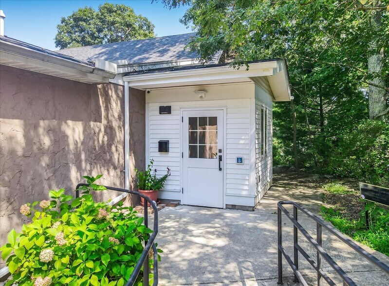 More Photos Of 6683 PA-191, Cresco Flex For Sale