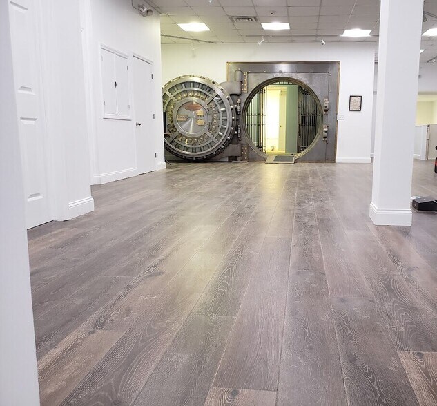 More Photos Of 765 Haddon Ave, Collingswood Freestanding For Lease