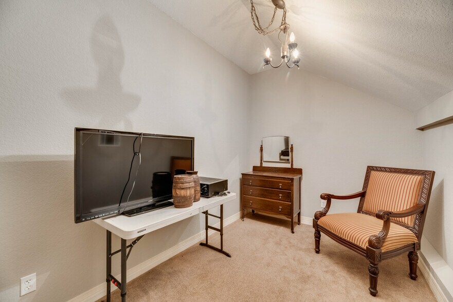 More Photos Of 955 Jack Eastham, Avalon Land For Sale