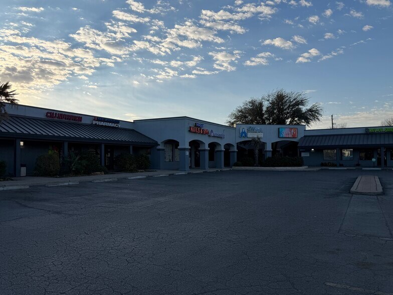 More Photos Of 3205 W Cuthbert Ave, Midland Unknown For Lease