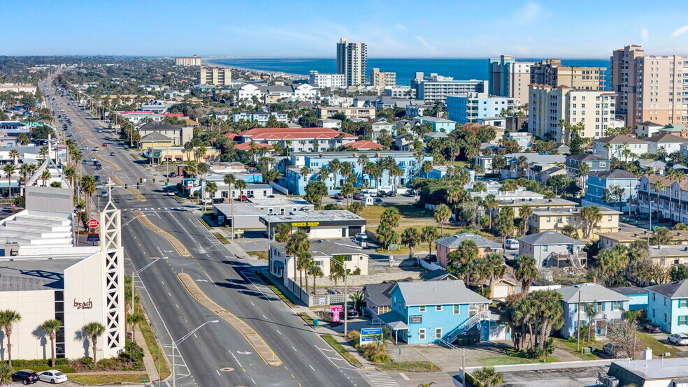 More Photos Of 803 3rd St N, Jacksonville Beach Storefront Retail Residential For Sale
