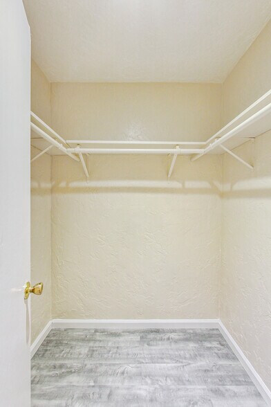 More Photos Of 3257 Delaware St, Oakland Apartments For Sale