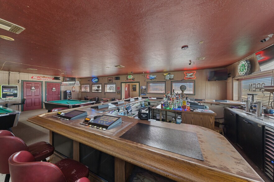 More Photos Of 6008 Frontage rd, Dayton General Retail For Sale