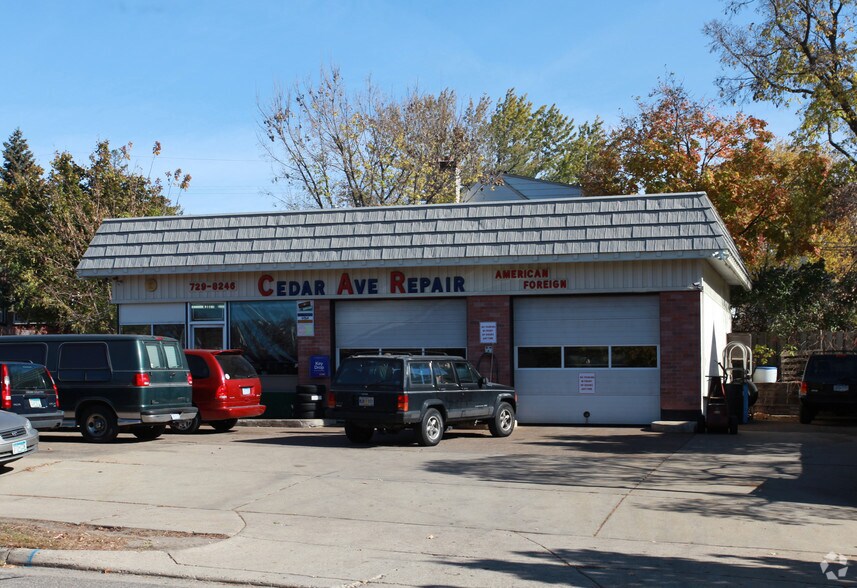 More Photos Of 4301 Cedar Ave, Minneapolis Auto Repair For Sale