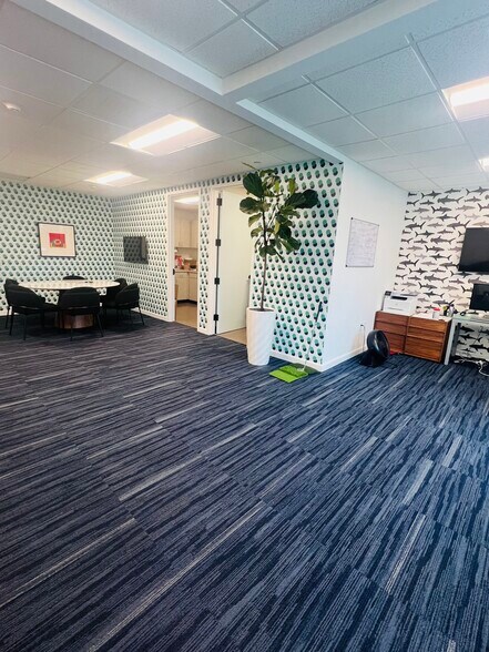 More Photos Of 100 SE 3rd Ave, Fort Lauderdale Office Residential For Lease