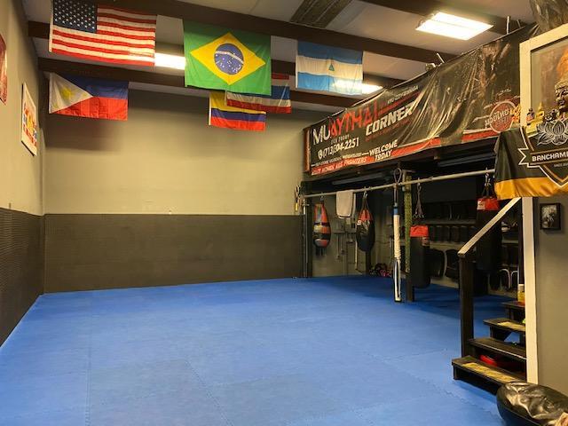 More Photos Of 3130 Strawberry Rd, Pasadena Service For Lease