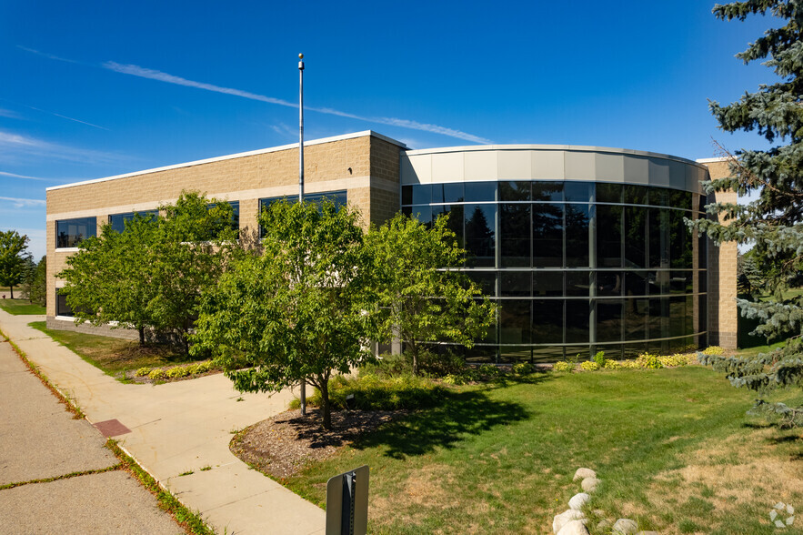 Primary Photo Of 5030 Corporate Exchange Blvd SE, Grand Rapids Coworking Space