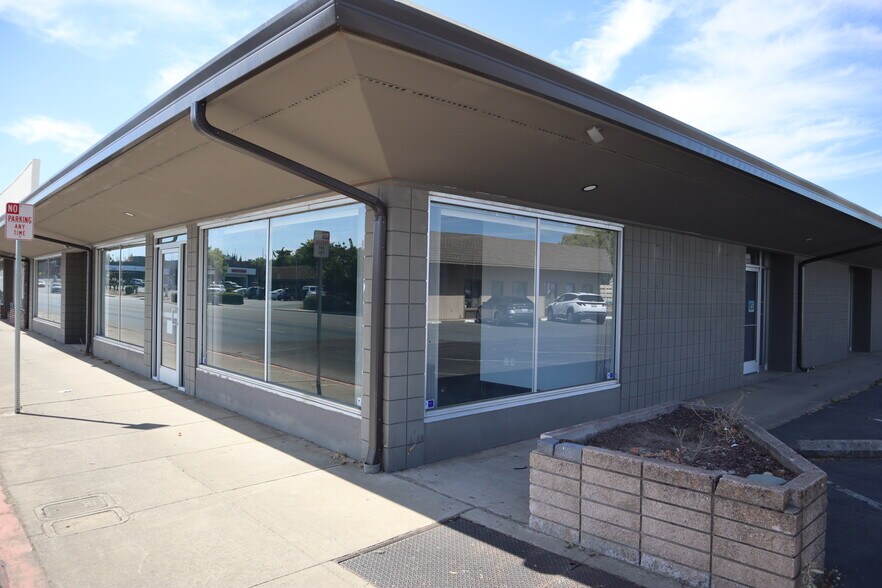 More Photos Of 2358-2368 Lincoln St, Oroville Office For Lease