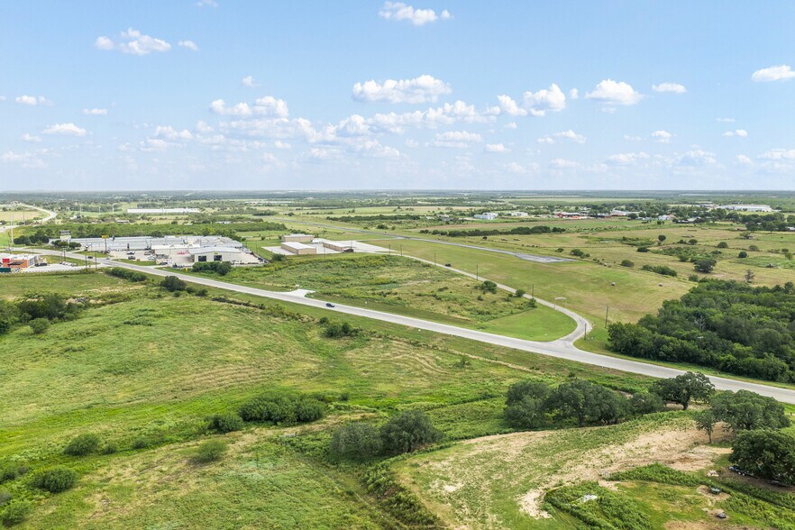 More Photos Of TBD U.S. 183, Gonzales Land For Sale