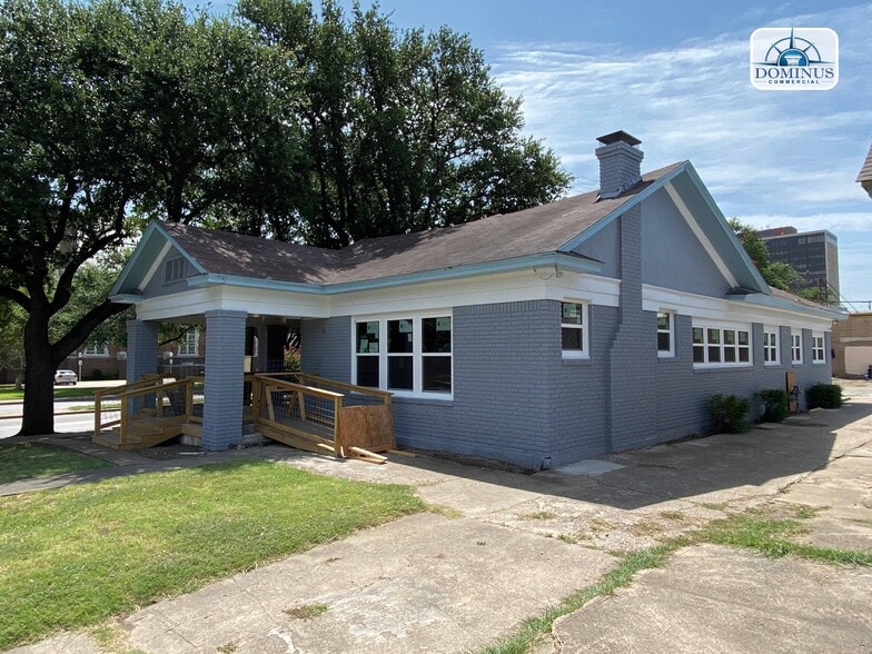 More Photos Of 105 S Zang Blvd, Dallas Office For Lease