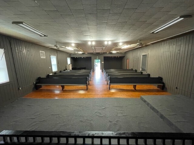 More Photos Of 109 Burney Rd, Seagrove Religious Facility For Lease