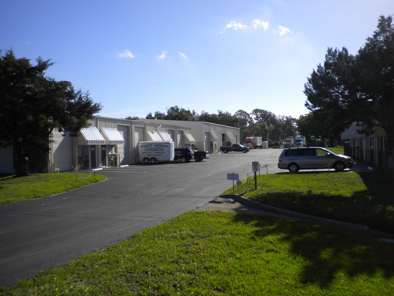 More Photos Of 1725 S Nova Rd, Daytona Beach Warehouse For Sale