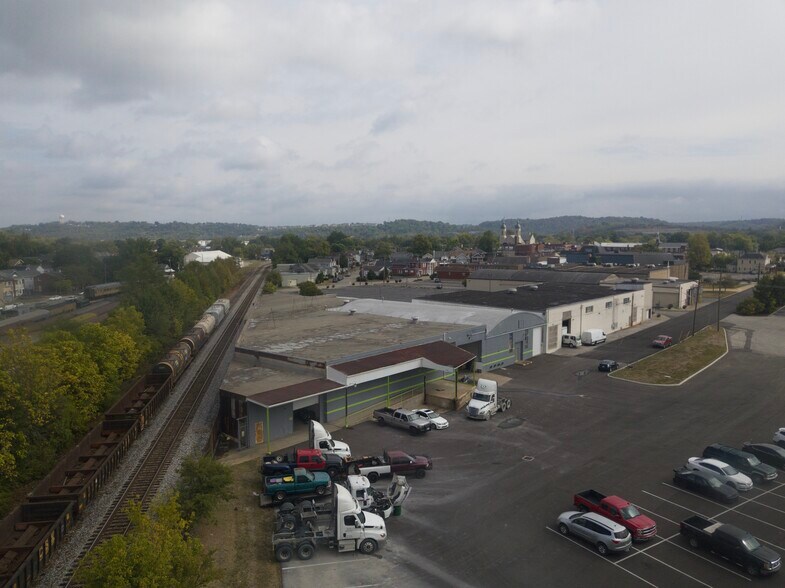 More Photos Of 134 W 38th St, Covington Warehouse For Sale