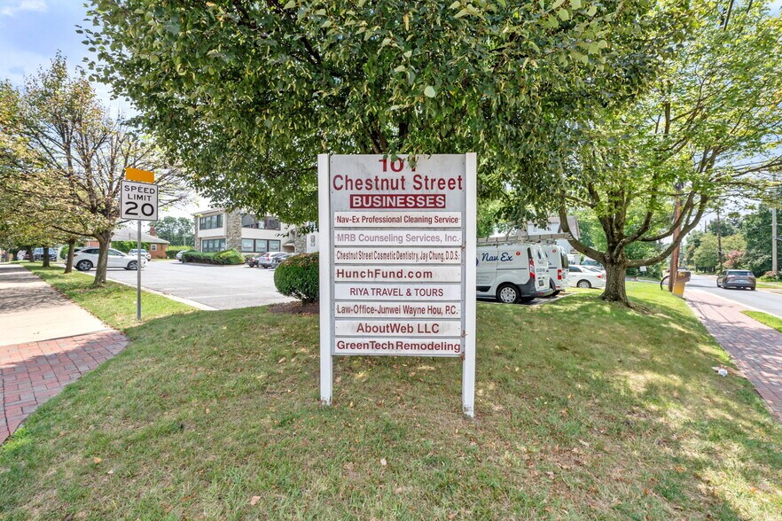 More Photos Of 101 Chestnut St, Gaithersburg Office For Sale