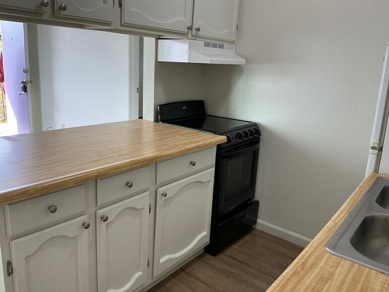 More Photos Of 1800 Prater Way, Sparks Apartments For Sale