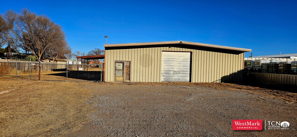 More Photos Of 12901 Avenue J, Lubbock Warehouse For Sale