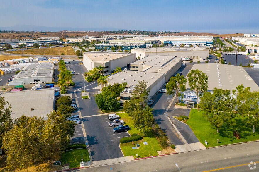 More Photos Of 6459 Box Springs Blvd, Riverside Manufacturing For Lease