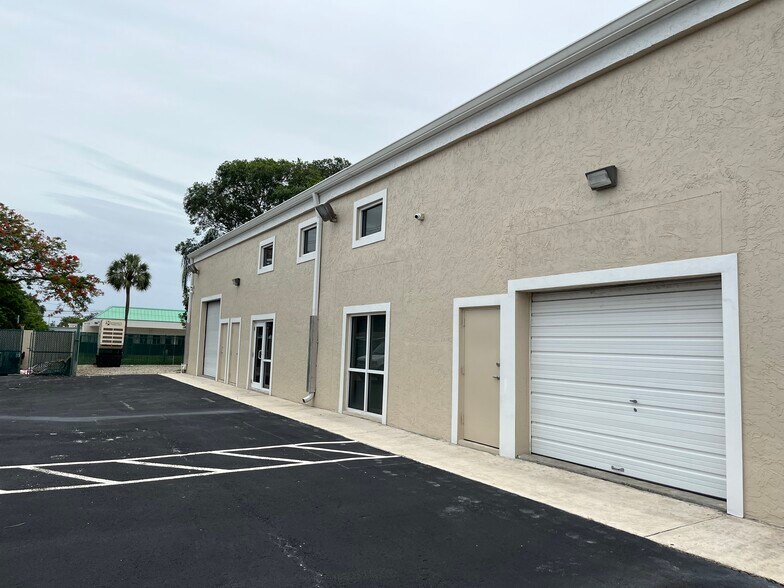 More Photos Of 5781 NW 15th St, Margate Warehouse For Sale