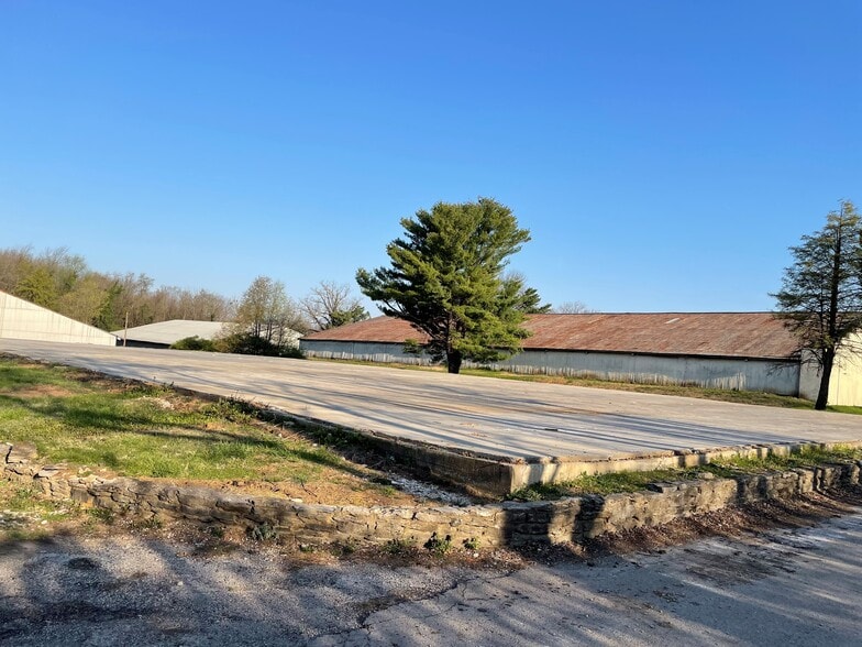 More Photos Of 247-255 S Forbes Rd, Lexington Unknown For Lease
