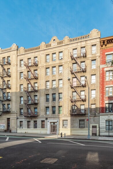 More Photos Of 515 W 170th St, New York Apartments For Sale