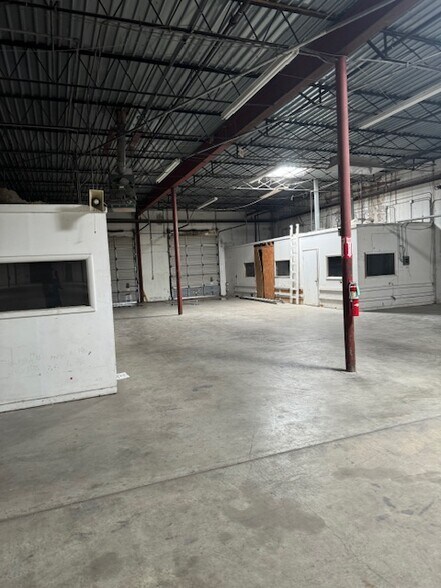 More Photos Of 1140 S Joplin Ave, Tulsa Manufacturing For Lease
