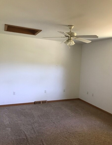More Photos Of 306 Maple Creek Rd, Charleroi Auto Repair For Sale