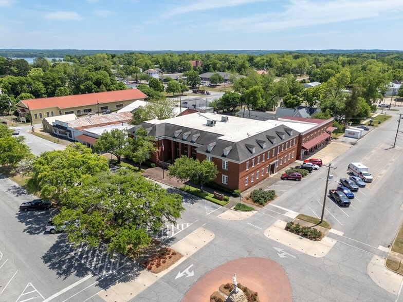More Photos Of 303 E Broad St, Eufaula Office For Sale