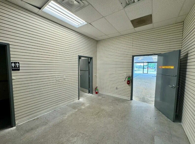 More Photos Of 612 N Canal Blvd, Thibodaux Freestanding For Lease