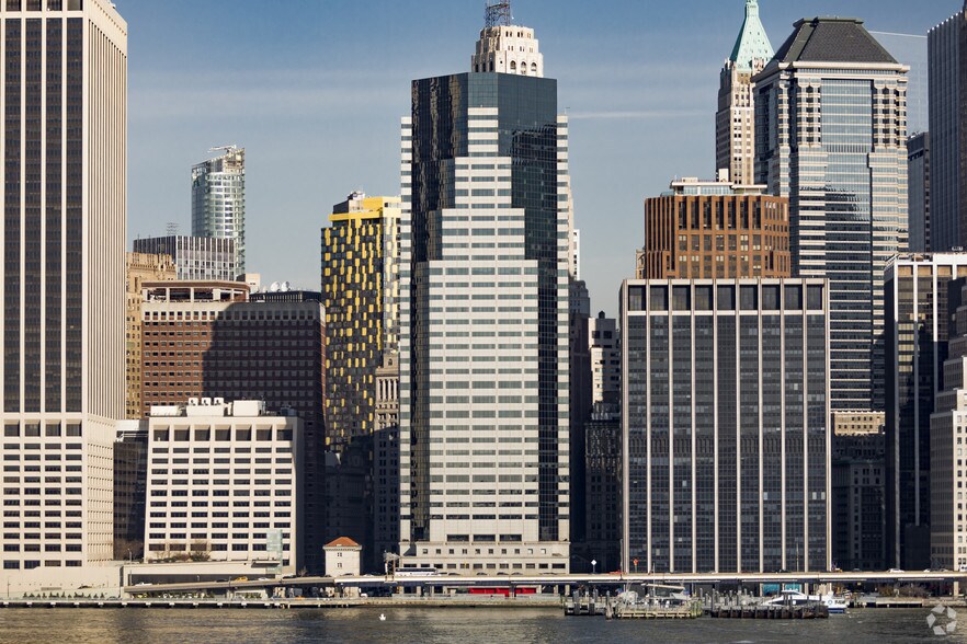 More Photos Of 32 Old Slip, New York Office For Lease