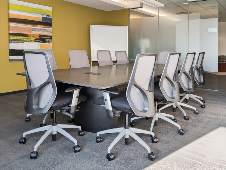 Primary Photo Of 12600 Hill Country Blvd, Bee Cave Coworking Space