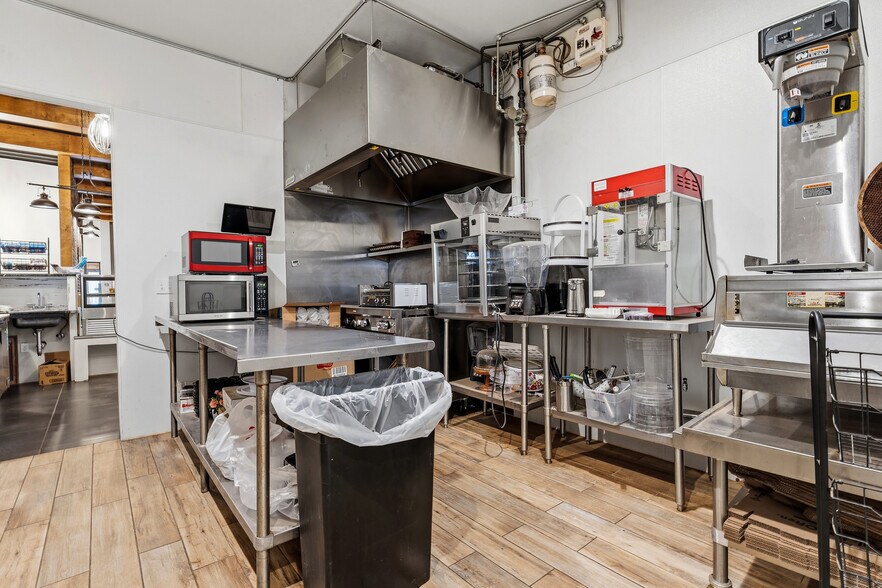 More Photos Of 5505 132nd st, Lubbock Industrial For Sale