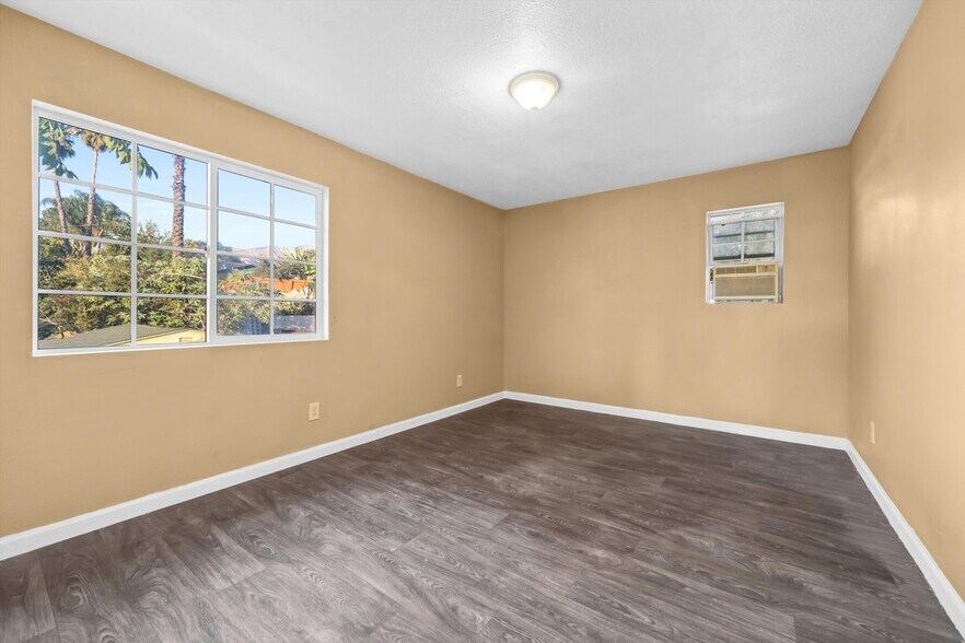 More Photos Of 1380 Glen Ave, Pasadena Apartments For Sale