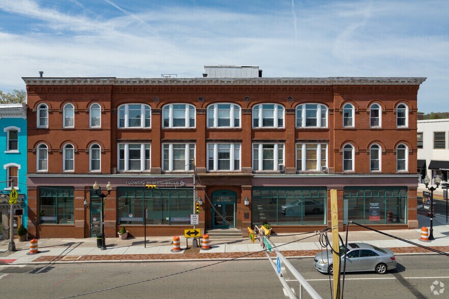 More Photos Of 460 Bloomfield Ave, Montclair Office For Lease