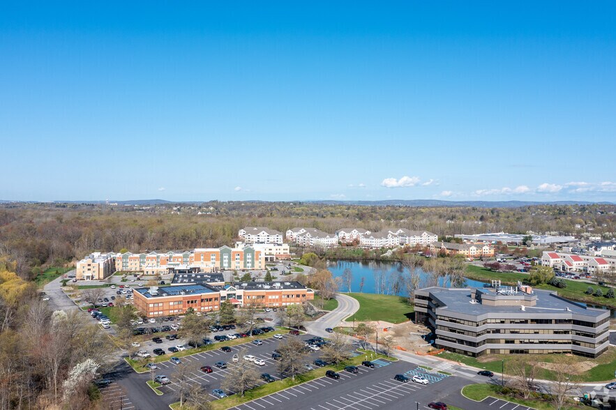 More Photos Of 400 Westage Business Center Dr, Fishkill Medical For Lease