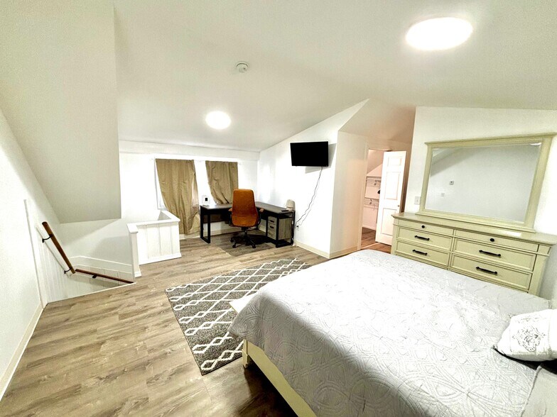 More Photos Of 116 Foundry St, Central Falls Apartments For Sale