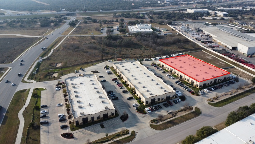 More Photos Of 295 SE Inner Loop, Georgetown Loft Creative Space For Lease