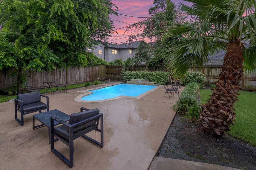 More Photos Of 3404 Rosedale St, Houston Multifamily For Sale