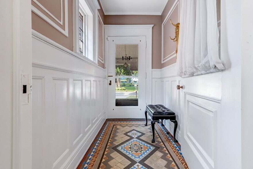 More Photos Of 461 Linwood Ave, Buffalo Apartments For Sale