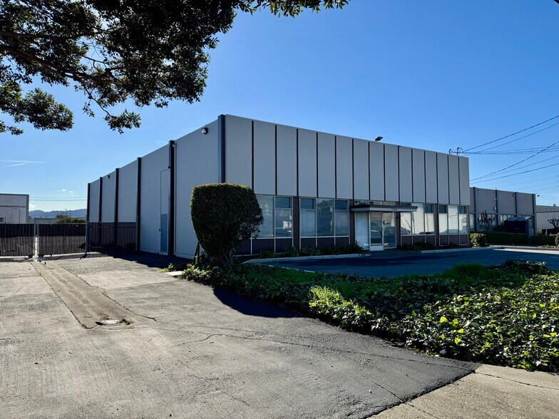 Primary Photo Of 150 W Harris Ave, South San Francisco Manufacturing For Lease